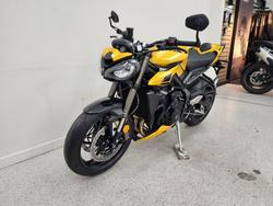 2026 Triumph STREET TRIPLE RS Yellow