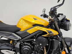 2026 Triumph STREET TRIPLE RS Yellow