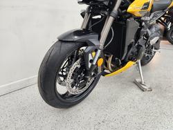 2026 Triumph STREET TRIPLE RS Yellow