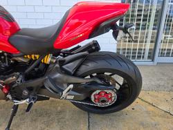 2014 DUCATI MONSTER 1200 Red