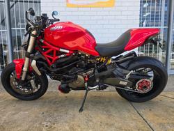 2014 DUCATI MONSTER 1200 Red