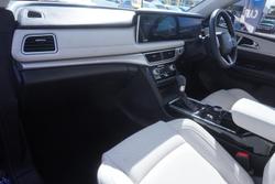 2023 Mahindra XUV700 AX7L