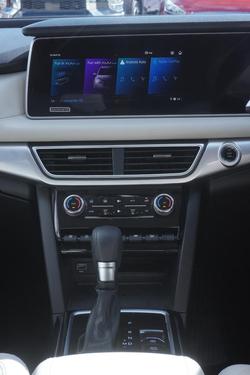 2023 Mahindra XUV700 AX7L