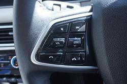 2023 Mahindra XUV700 AX7L