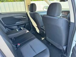 2018 Mitsubishi Outlander LS