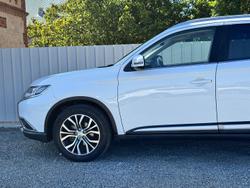 2018 Mitsubishi Outlander LS