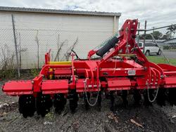 2023 Pottinger Terradisc 3001 Red