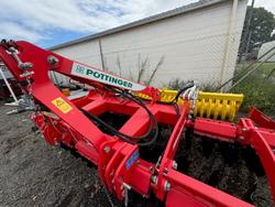 2023 Pottinger Terradisc 3001 Red