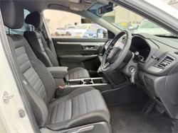 2022 HONDA CR-V Vi (2WD) 5 SEATS MY22 WHITE