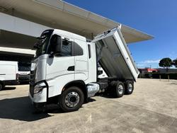 2025 Iveco S-Way AS230