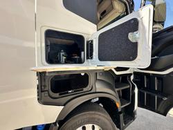 2025 Iveco S-Way AS230