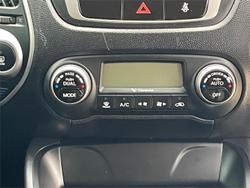 2012 Hyundai ix35 Elite LM MY12 AWD Vanilla White