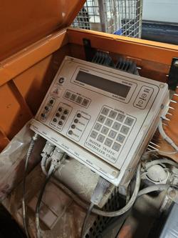 2000 A1 ROADLINES Portable Traffic Lights