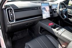 2025 Jaecoo J7 SHS Track