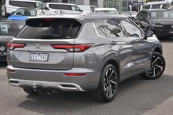 2023 Mitsubishi Outlander Exceed