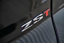 2024 MG ZST Essence