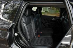 2023 Mitsubishi Outlander Exceed