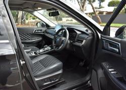 2023 Mitsubishi Outlander Exceed