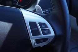 2015 Mitsubishi Challenger LS