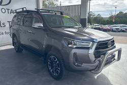 2020 Toyota Hilux SR5