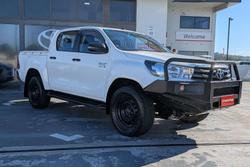 2017 Toyota Hilux SR