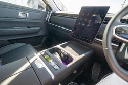 2025 Jaecoo J7 SHS Track