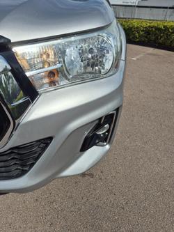 2019 Toyota Hilux SR