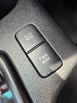 2019 Toyota Hilux SR