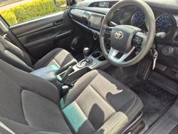 2019 Toyota Hilux SR