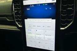 2023 Ford Everest Platinum