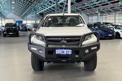 2022 Mitsubishi Triton GLX