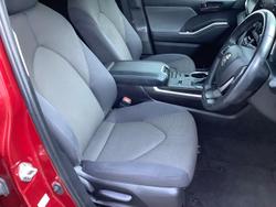 2022 Toyota Kluger GX