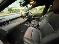 2022 Toyota Corolla Touring WxB Hybrid