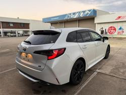 2022 Toyota Corolla Touring WxB Hybrid