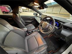 2022 Toyota Corolla Touring WxB Hybrid