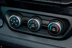 2026 Renault Trafic Premium