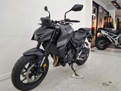 2025 Honda CB750 (HORNET) Black