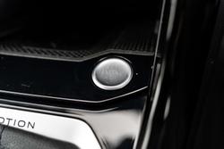 2022 Volkswagen T-Roc 140TSI R-Line
