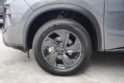 2025 Nissan X-TRAIL ST-L