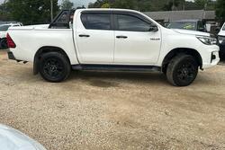2020 Toyota Hilux Rogue GUN126R 4X4 Dual Range White