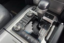 2017 Toyota Landcruiser Sahara VDJ200R 4X4 Dual Range Eclipse Black