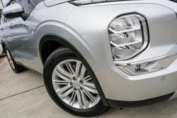 2023 Mitsubishi Outlander LS