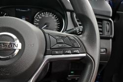 2017 Nissan X-TRAIL ST