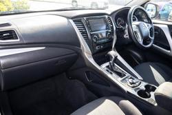 2016 Mitsubishi Pajero Sport GLX