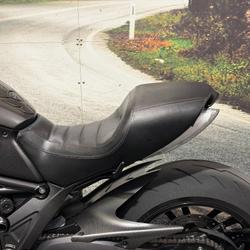 2016 DUCATI DIAVEL CARBON Black