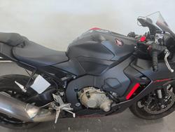 2017 Honda CBR1000RR (FIREBLADE) ABS Red