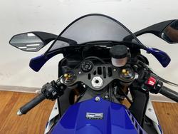2015 Yamaha YZF-R1 BLUE
