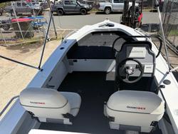 2026 QUINTREX 481 Top Ender Pro