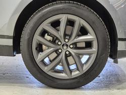 2025 Land Rover Range Rover Velar P250 Dynamic SE L560 MY26 AWD Zadar Grey