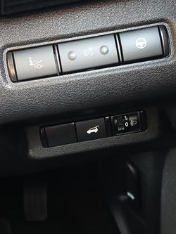 2024 Nissan Pathfinder ST-L